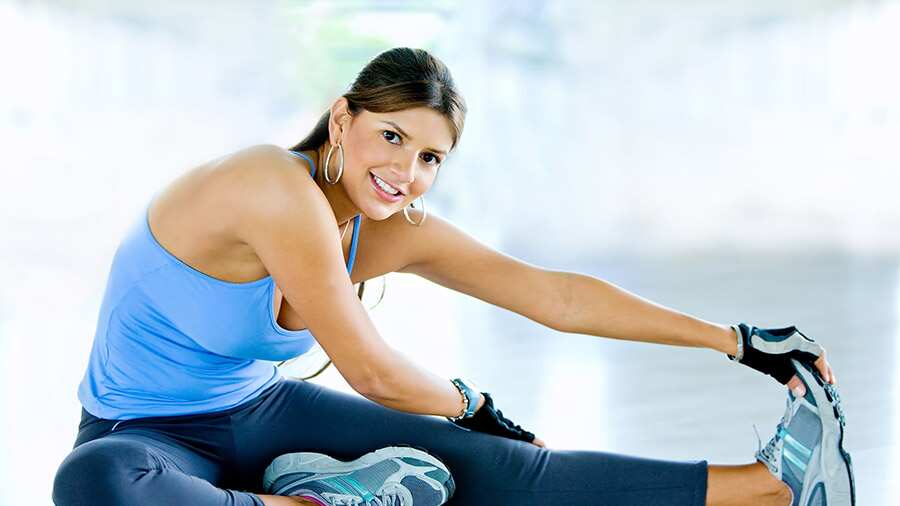Durante la época de Navidad se pueden comer las cenas saludables y hacer ejercicio.