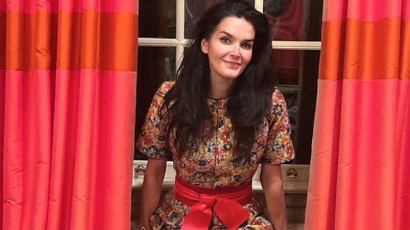 angie harmon