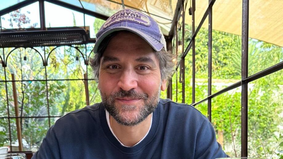 Josh Radnor está felizmente casado.