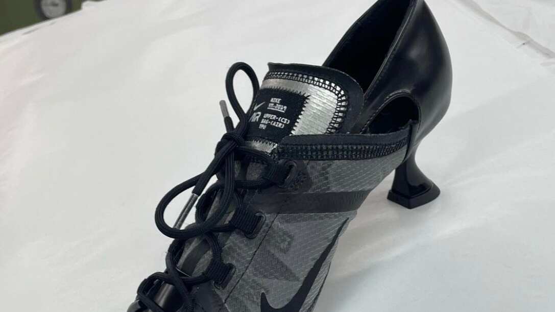 Este calzado fue parte de la Semana de la Moda en París.