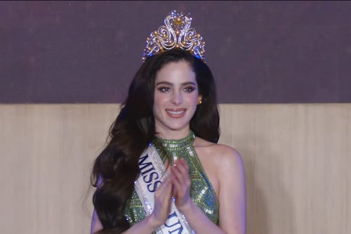Escandalosa coronación: Solicitan destitución de Miss Universe 2025 e investigar a Puerto Rico como sede para el certamen 2026