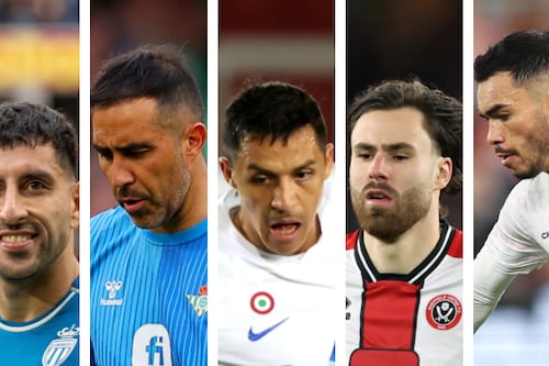 Las luchas de los chilenos en la recta final de la temporada europea