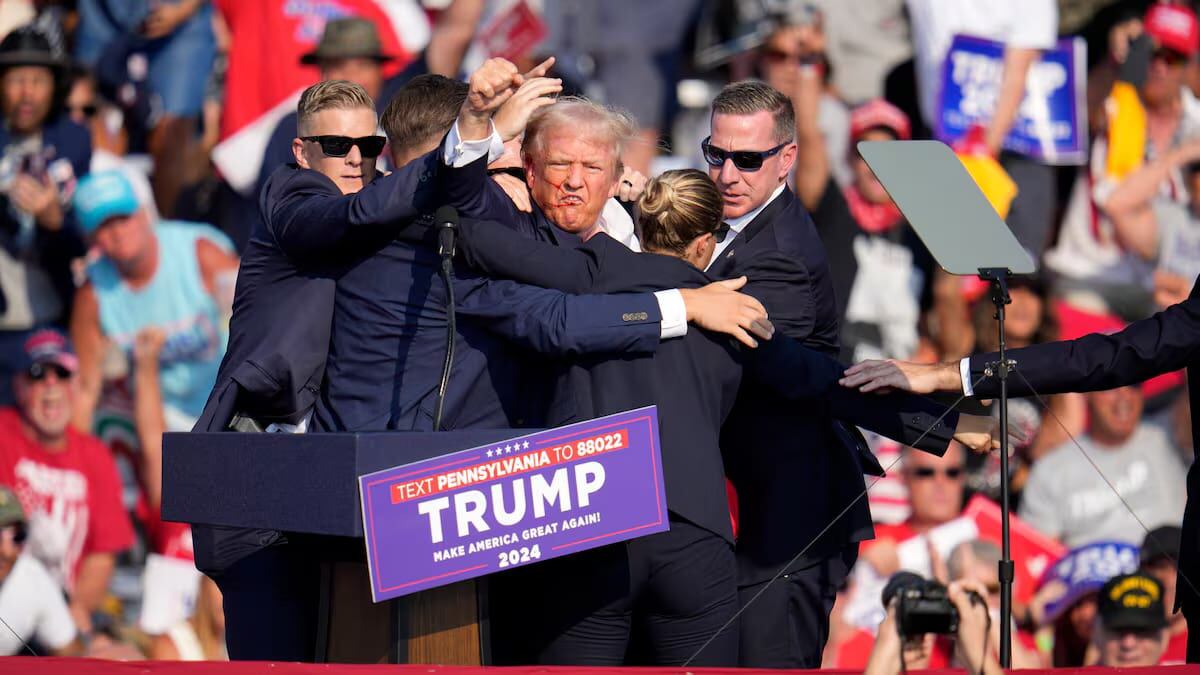 Donald Trump evacuado tras tiroteo