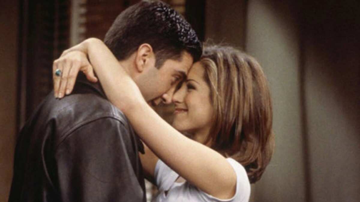 Los abrazos en pareja alejan la infidelidad