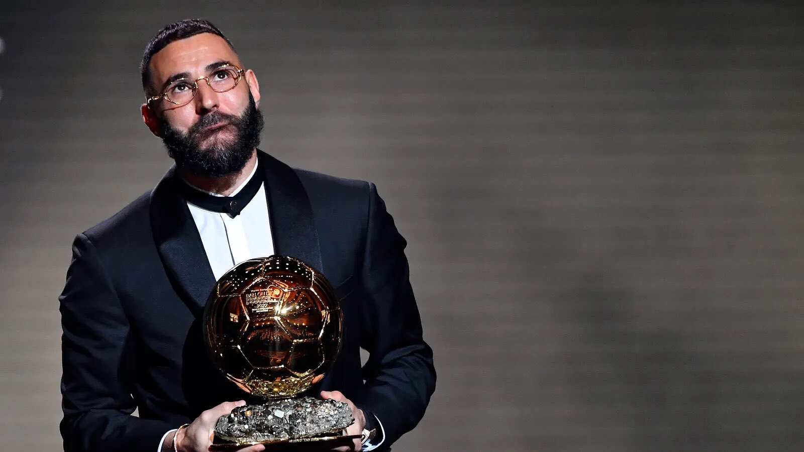 El galo celebró la obtención del Balón de Oro.