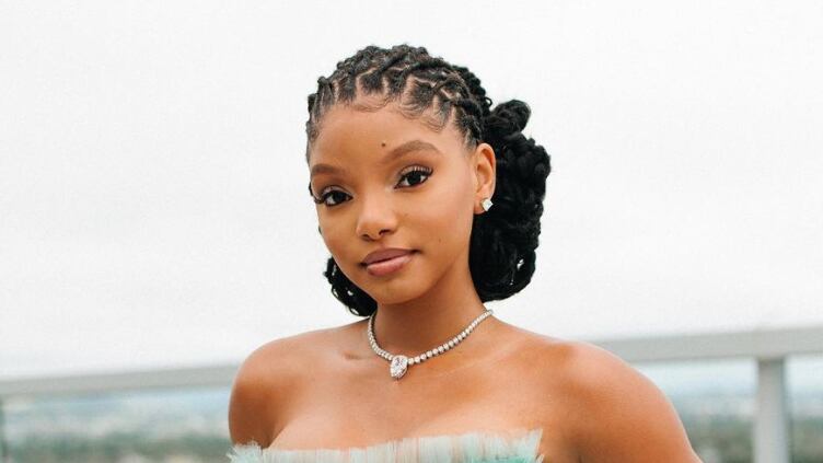 Halle Bailey fue una de las invitadas al evento.