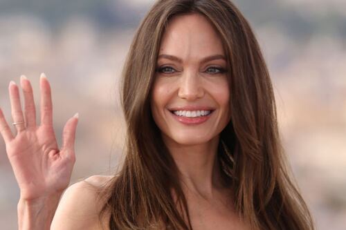 Angelina Jolie no decidió ser actriz, lo hizo para cumplir el sueño de su mamá