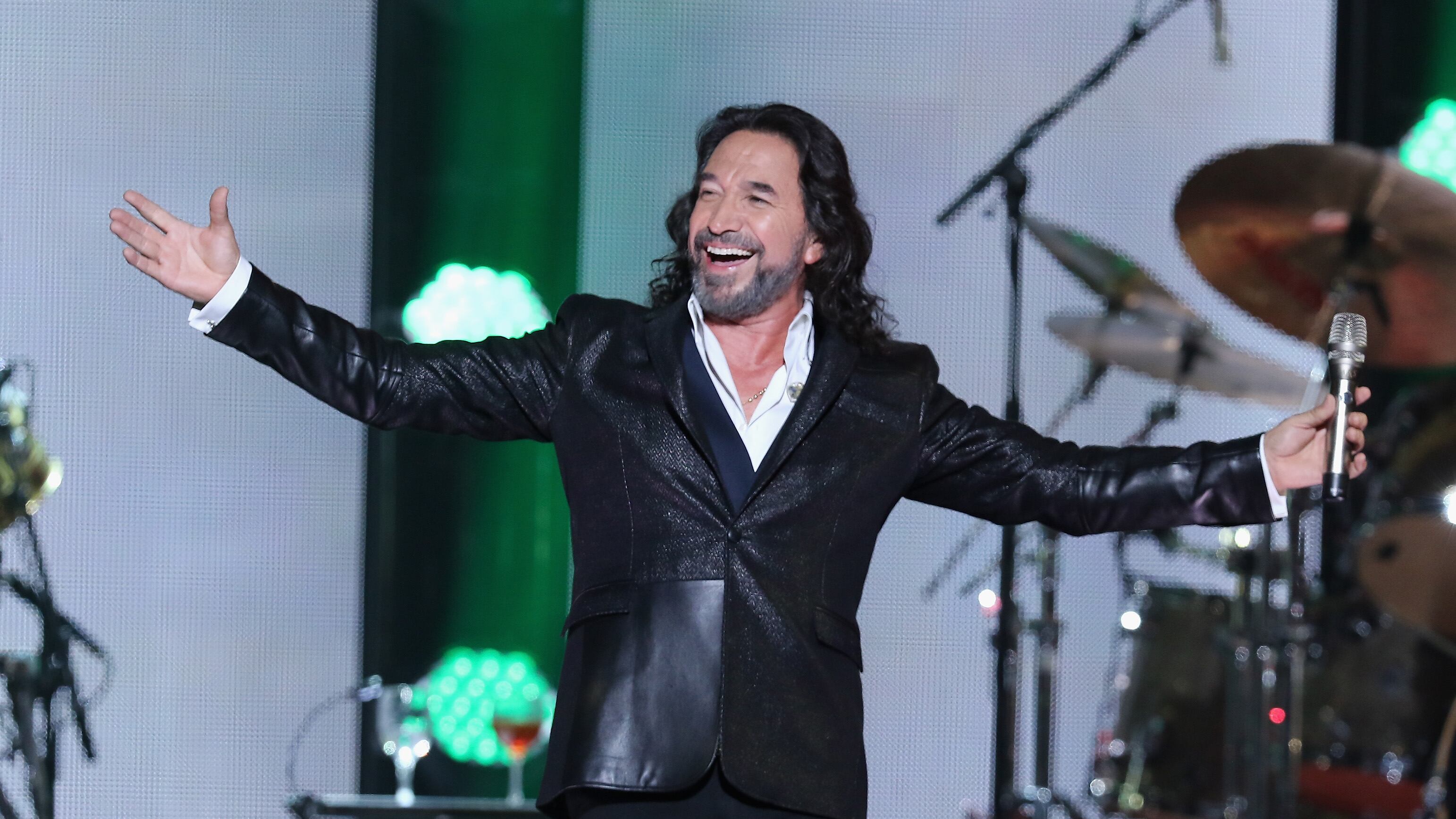 Marco Antonio Solís instagram