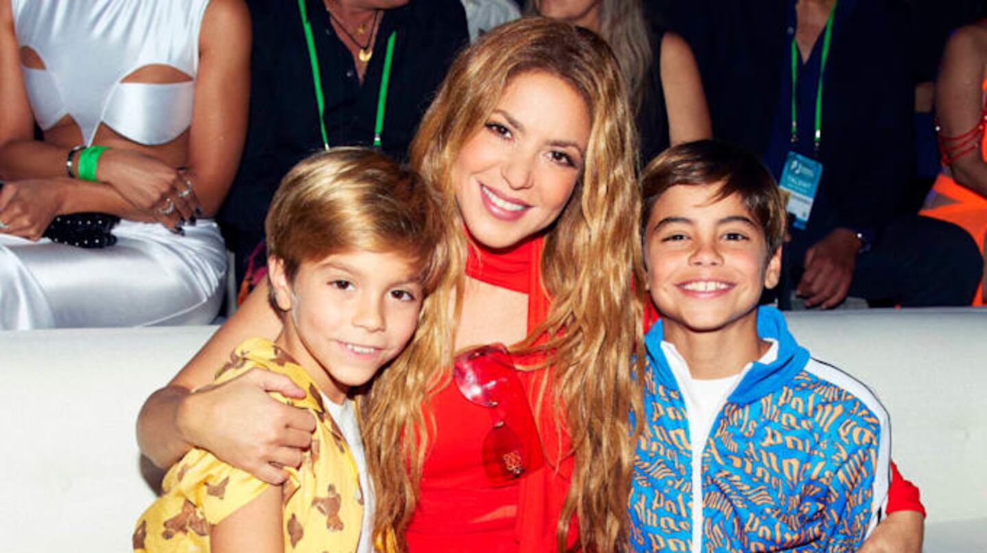 Hijo de Shakira sorprende cantando y tocando el piano en vivo – Metro
