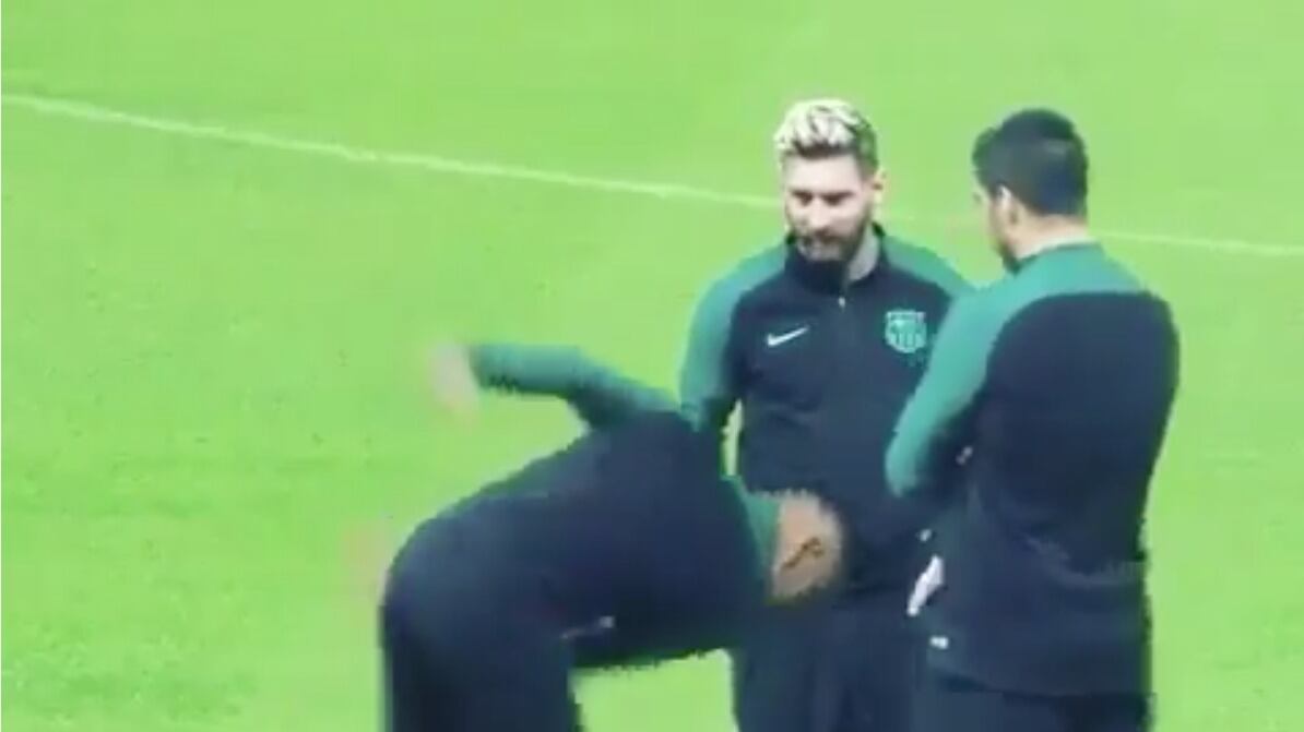 La broma de Suárez a Neymar