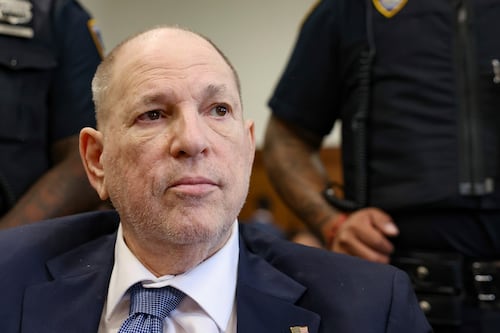 El estado de California solicita la extracción de Harvey Weinstein desde Nueva York