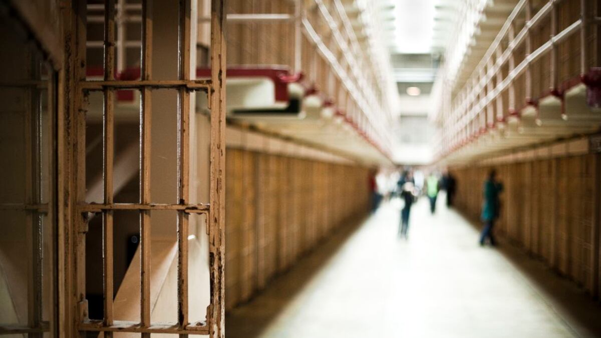 El cierre de las cárceles en Texas hace alusión a que cada una debe limitar el movimiento de los prisioneros.