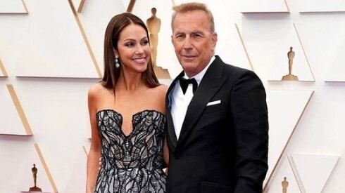 Christine Baumgartner y Kevin Costner