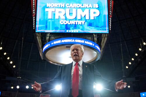 He does not forget the 2020 electoral defeat: Trump comes back to eliminate mail-in voting