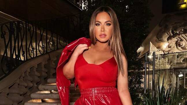 Chiquis Rivera no nombró a alguien en particular, pero le respondió a sus críticos con varios mensajes en Twitter.