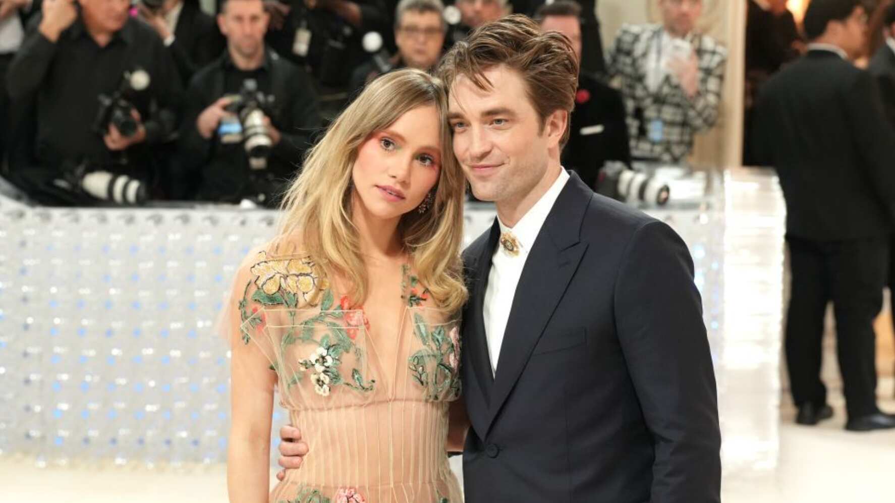 Es una exitosa cantante y actriz