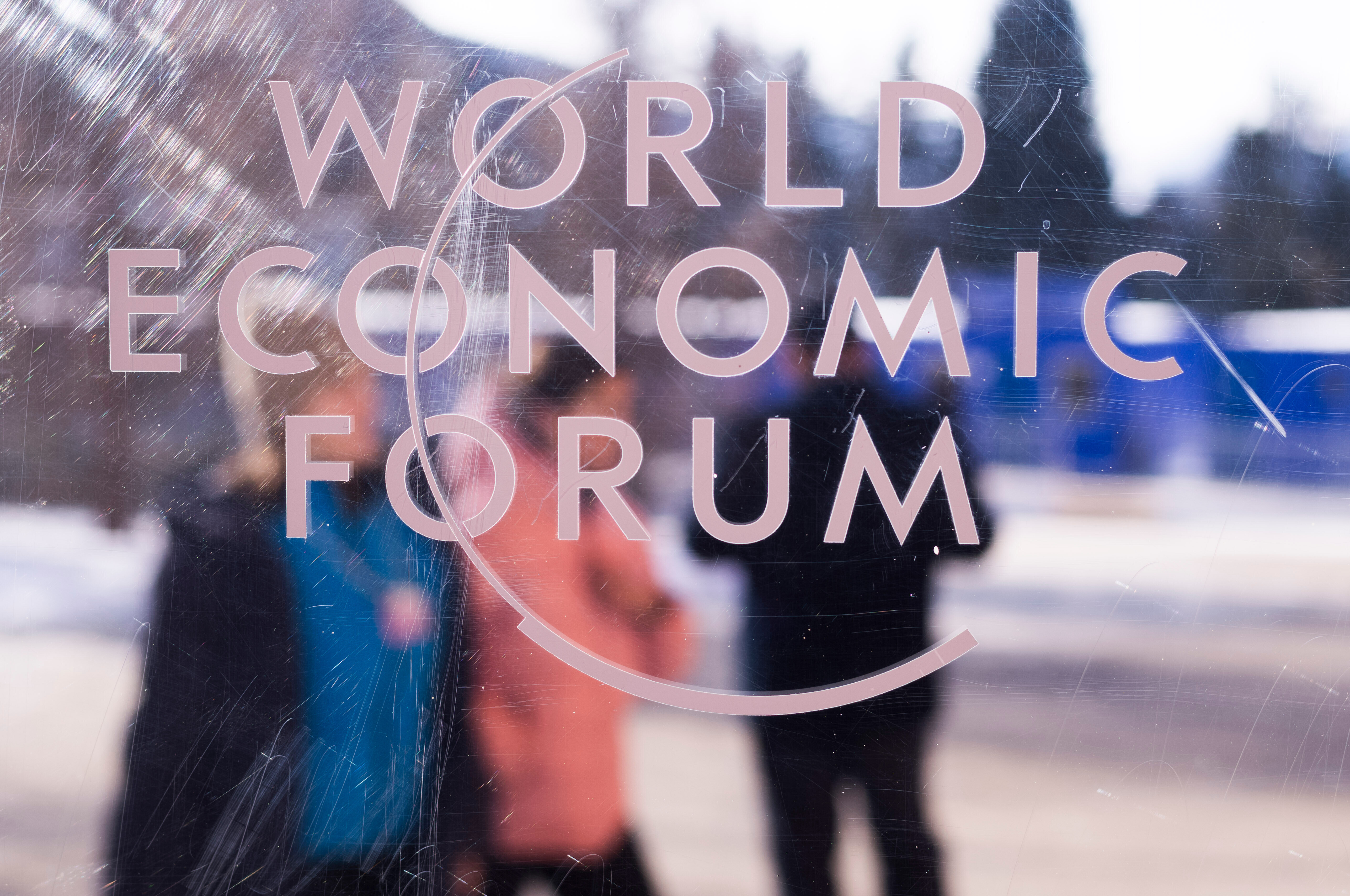 El foro abre este lunes en medio de una crisis mundial