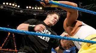 El esteta le rompió el cuello a uno de sus rivales.