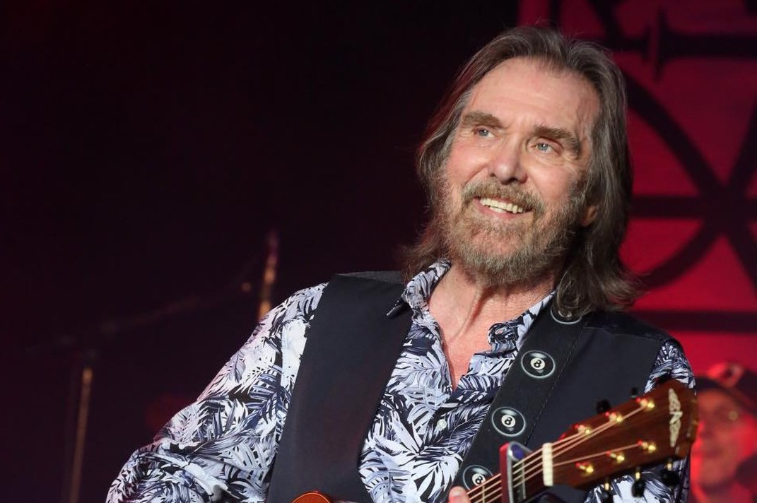 ¿De qué murió Dennis Locorriere? La voz de Dr. Hook fallece a los 76 años