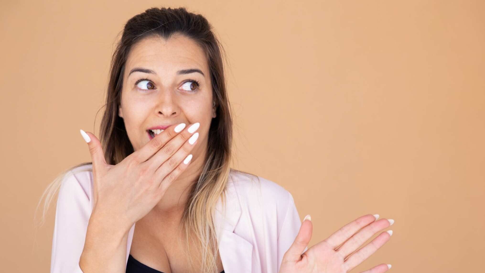 Los químicos debilitan las uñas