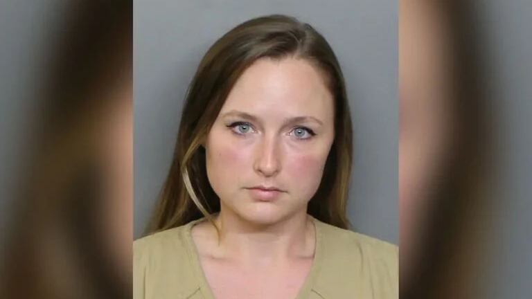 La profesora detenida en Florida.