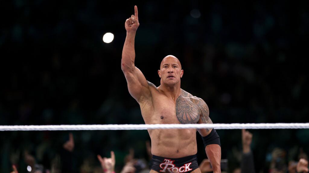Dwayne "La Roca" Johnson en WrestleMania 40.
