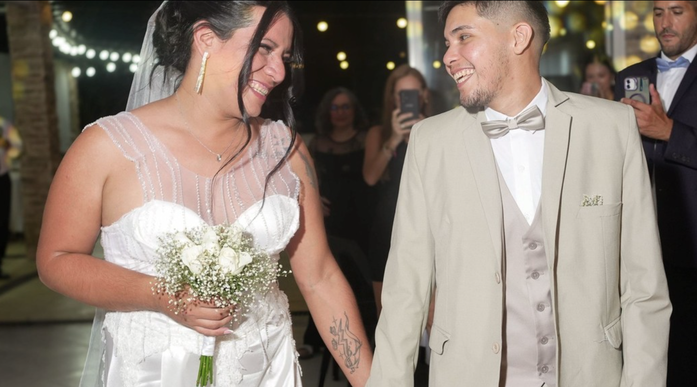 Sacerdote casó a una pareja trans en Argentina y esto le pidieron ahora sus superiores