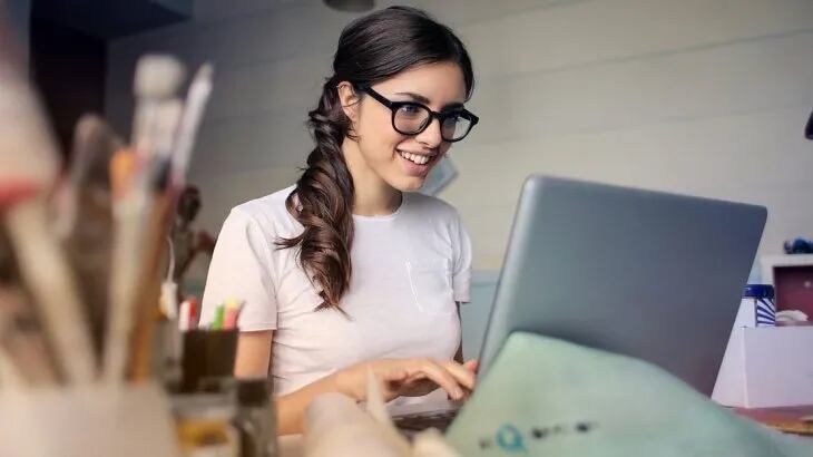 Para lograr trabajar solo cuatro días, se debió modificar el tiempo en las reuniores.