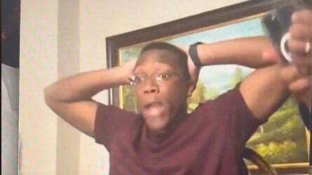 Tinaye grita de alegría al ser aceptado en Harvard