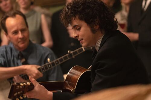 Timothée Chalamet engordó 20 libras para interpretar a Bob Dylan