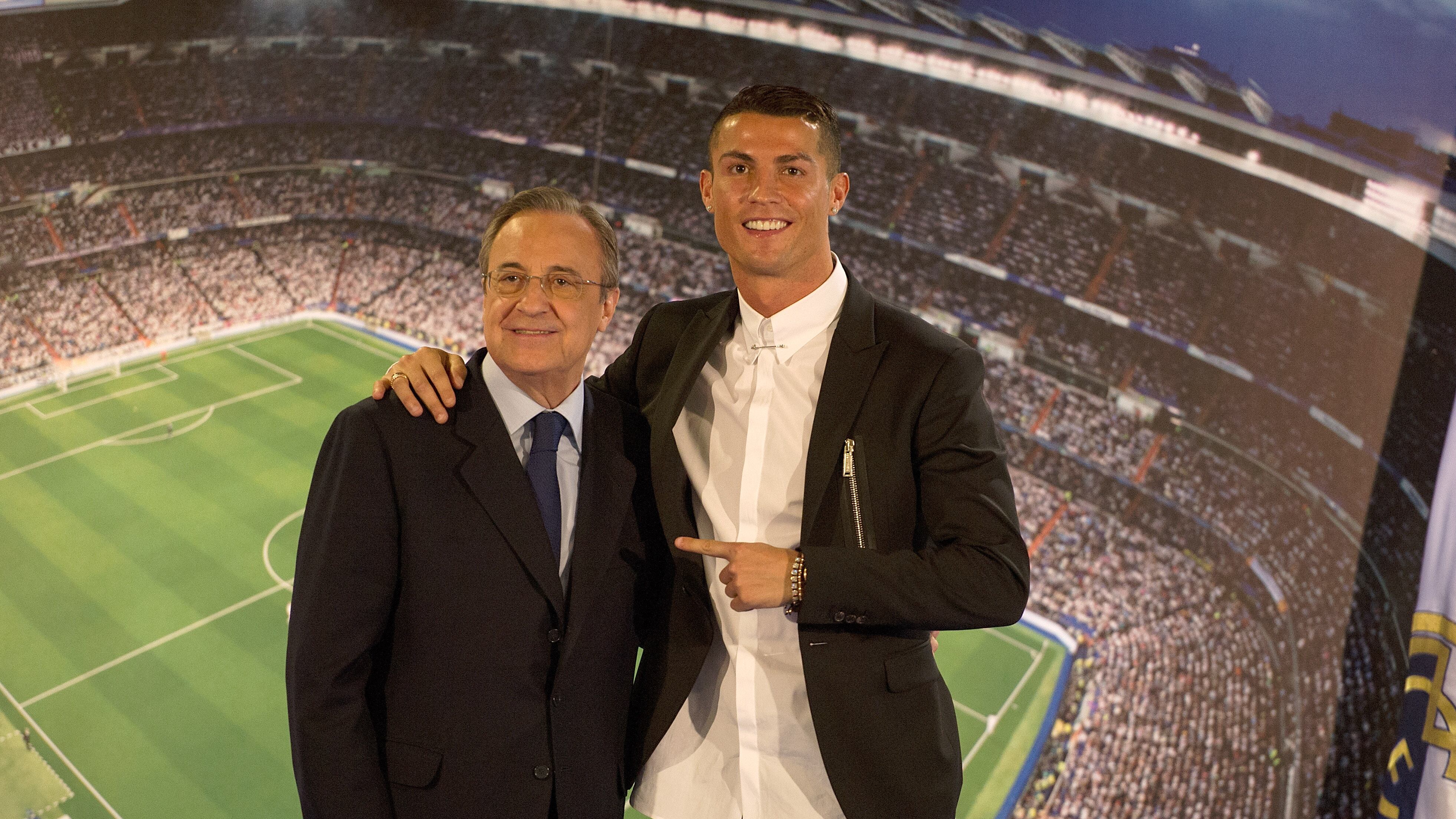 Cristiano Ronaldo firmó nuevo contrato