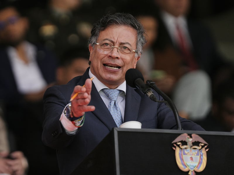 “No necesito comprar sexo, no me gusta”: Gustavo Petro tras polémica por gasto en un burdel de Portugal