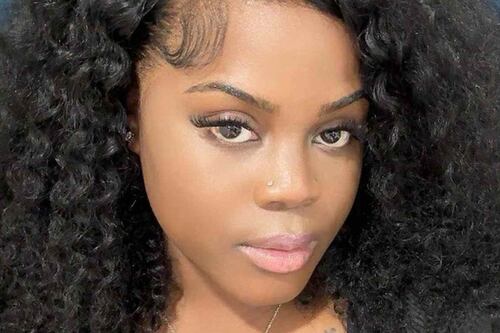 Una influencer de falleció mientras dormía un día antes de cumplir 25 años