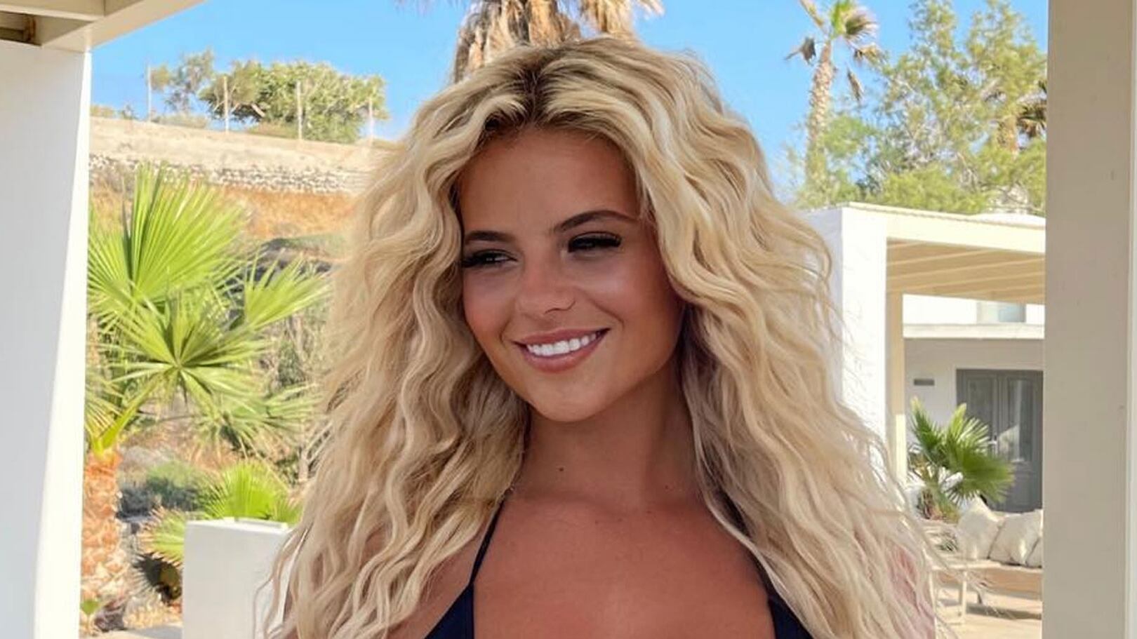 Apollonia Llewellyn, la modelo de OnlyFans que no para de ganar seguidores.