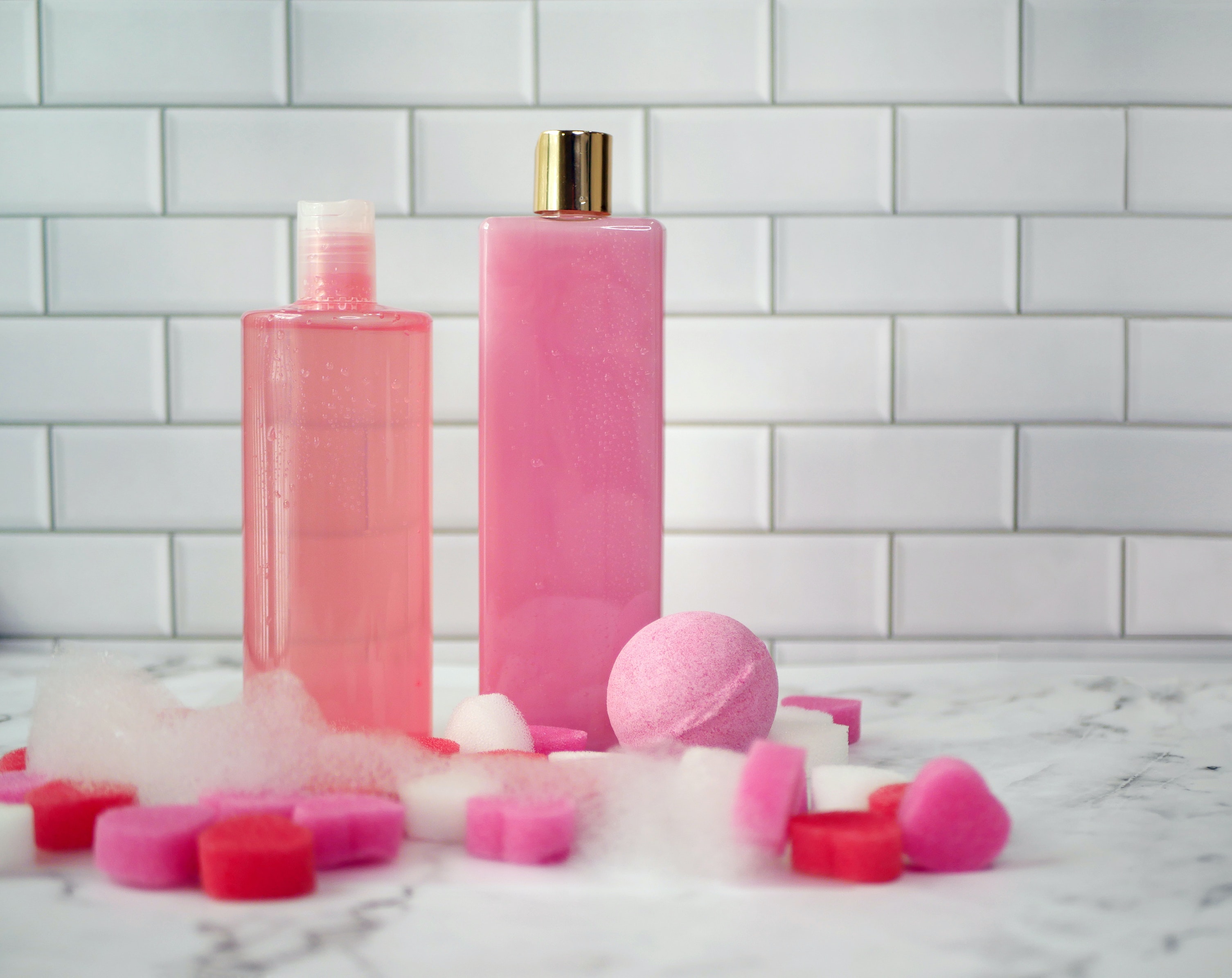 Frasco de perfume rosa