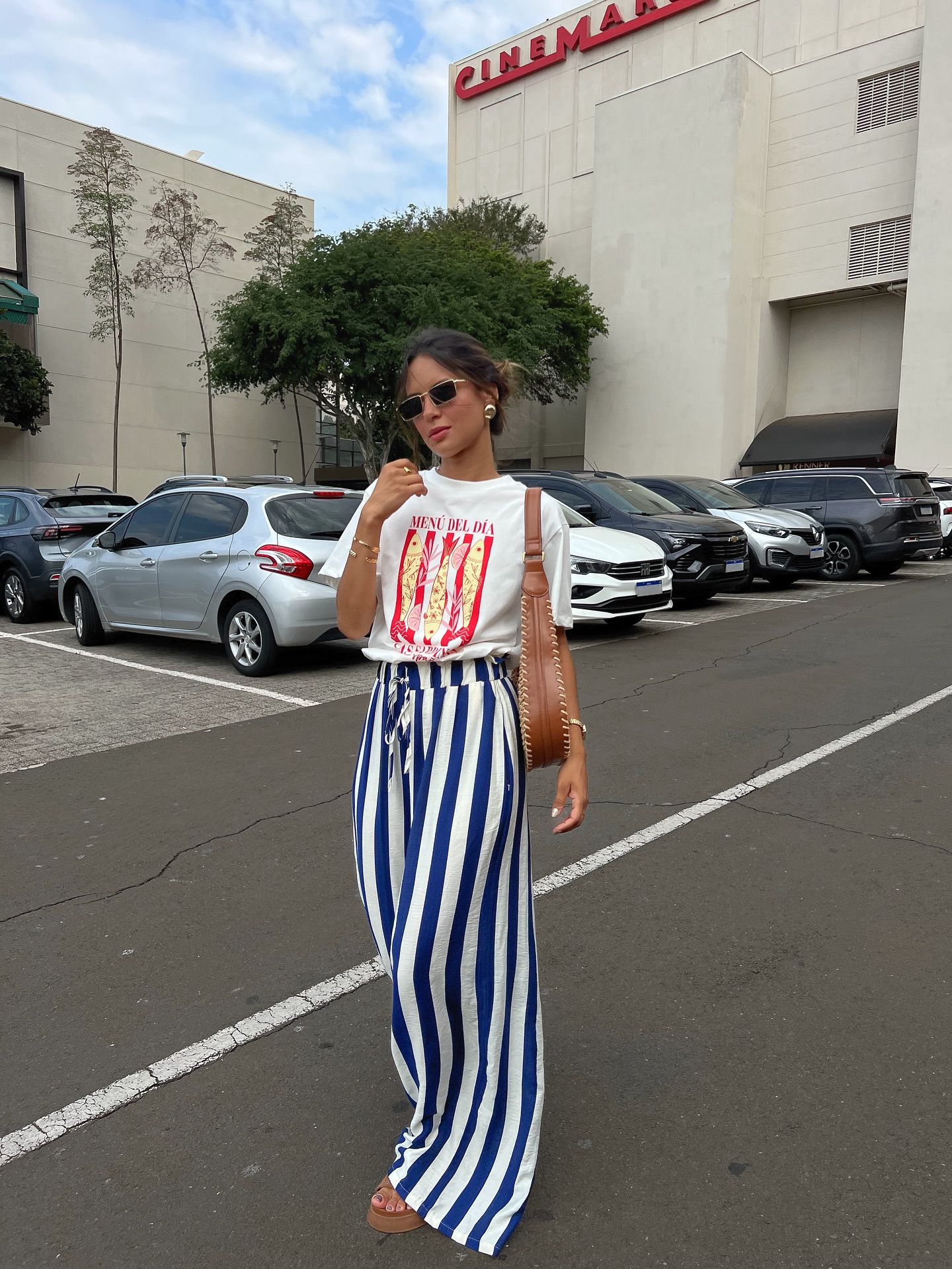 ¿No más jeans? La alternativa cómoda y diferente que promete un look elegante y versátil