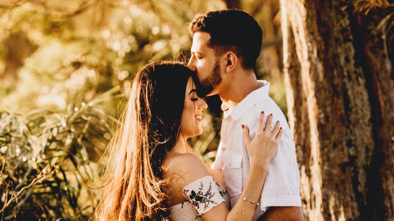 El apoyarse sin juzgar fortalece mucho los vínculos