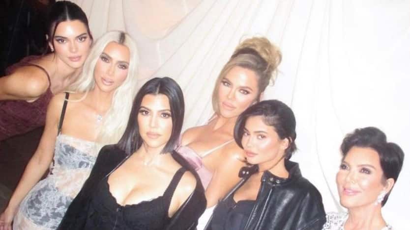 Trineos y una piscina de pelotas: así fue la majestuosa Navidad de las Kardashian / Instagram