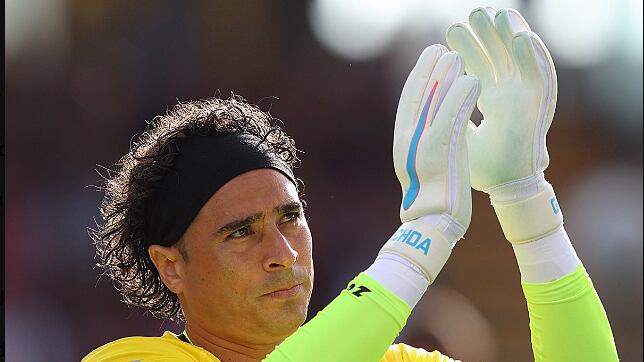 Guillermo Ochoa se mantiene como figura en el Salernitana I @OfficialUSS1919