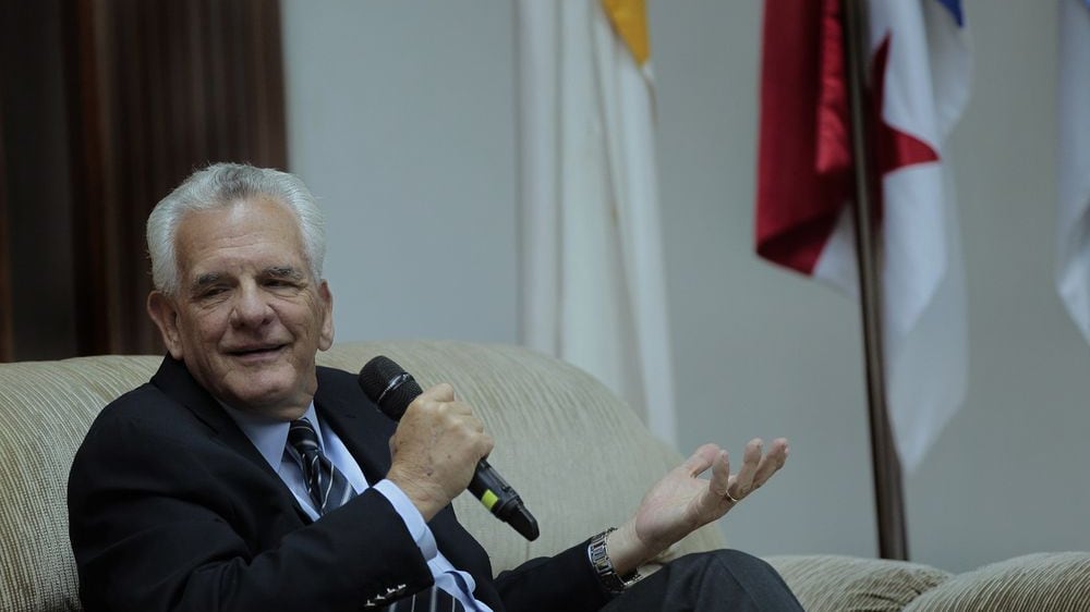 Stanley Motta, empresario reconocido por innumerables negocios.