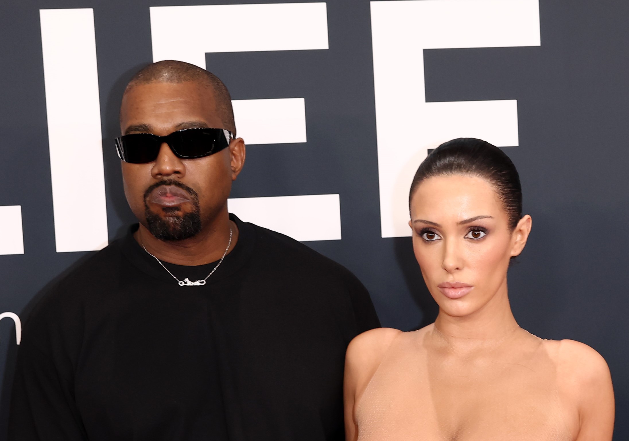 Bianca Censori revela el origen de su relación con Kanye West tras años de especulaciones