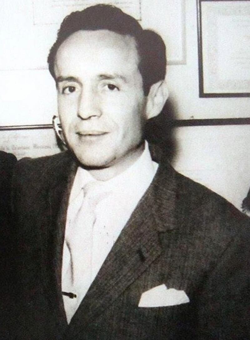 Así se veía Roberto Gómez Bolaños en su juventud