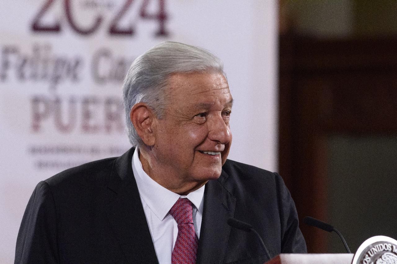 Reaparece AMLO y critica a Trump, advierte que asesores manipulan al presidente estadounidense