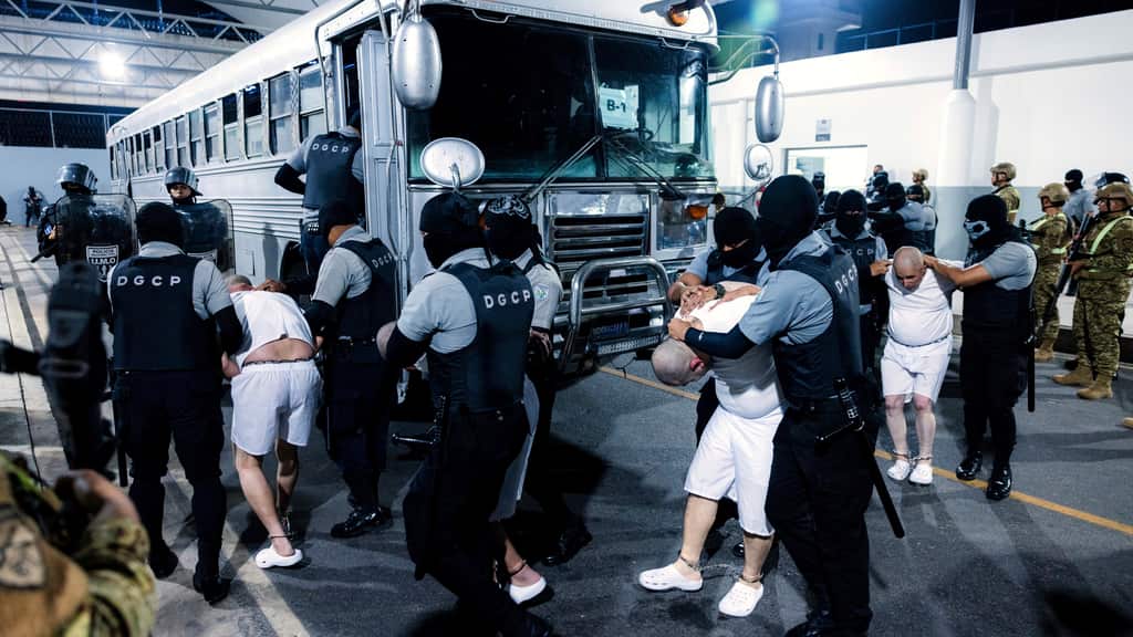 Deportaciones a El Salvador