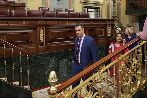 Pedro Sánchez continuará al frente del gobierno de España y pide a la “mayoría social” que se “movilice”