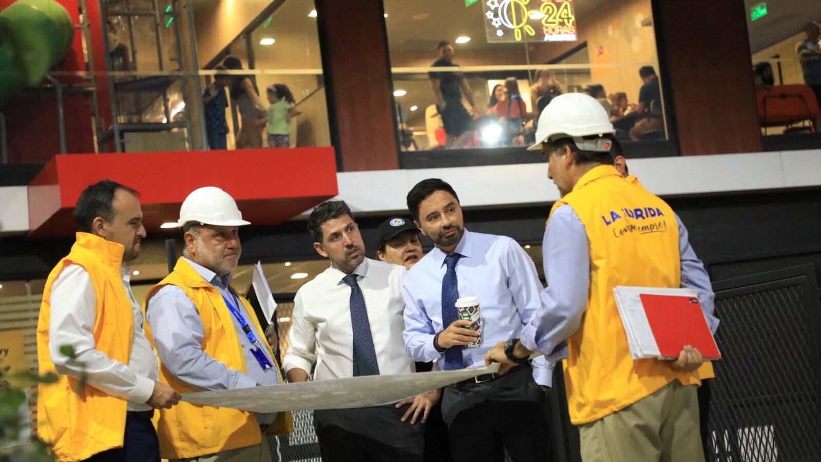 Clausura de restaurante de comida rápida