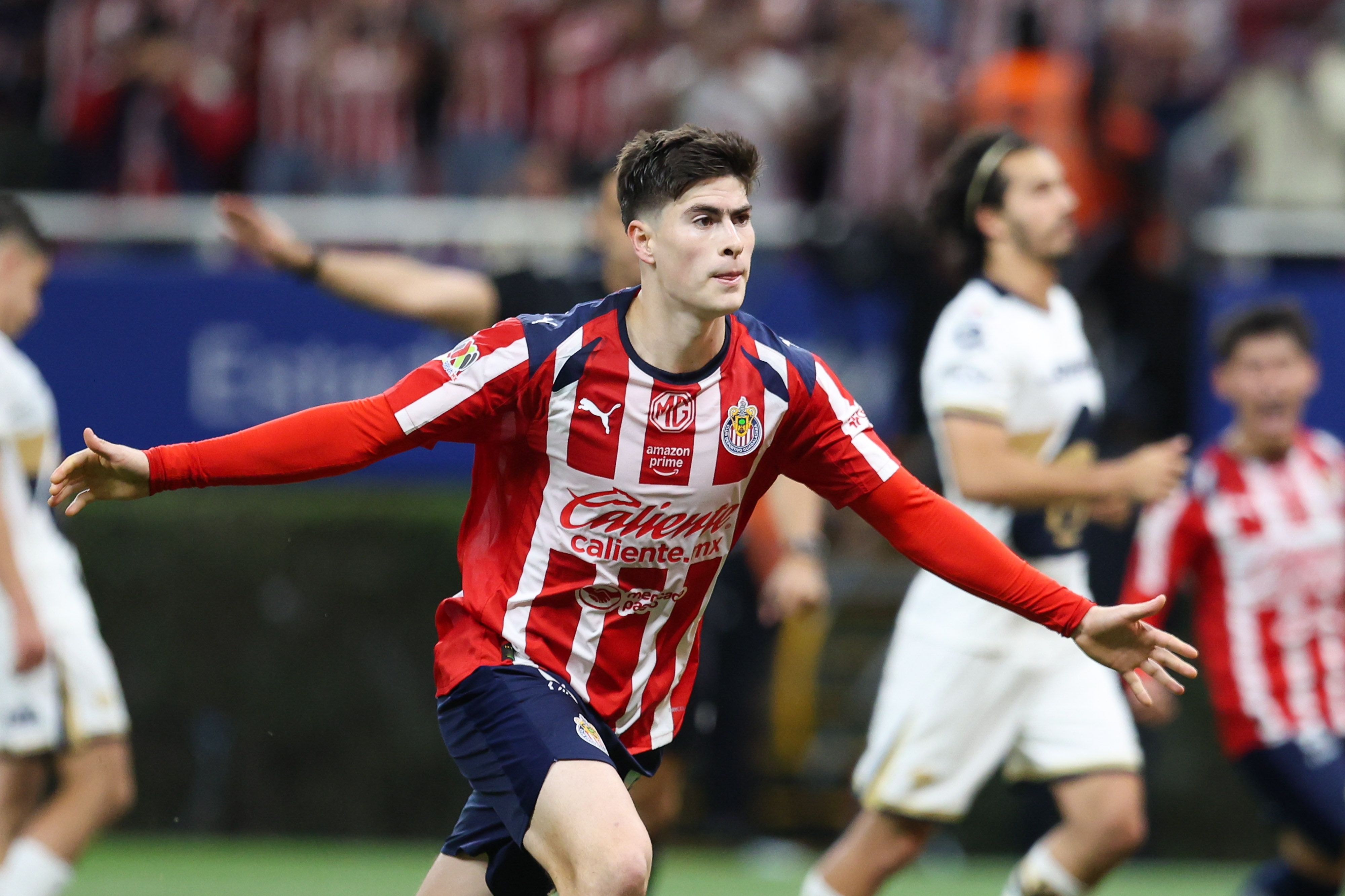 Hormiga González es el líder de goleo del torneo.