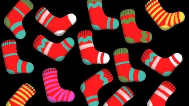 Encuentra el calcetín diferente.