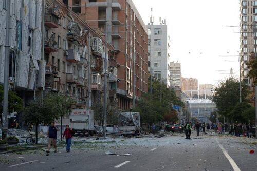 Rusia realiza el mayor ataque contra Ucrania desde la reunión entre Trump con Putin: al menos 15 muertos en Kiev