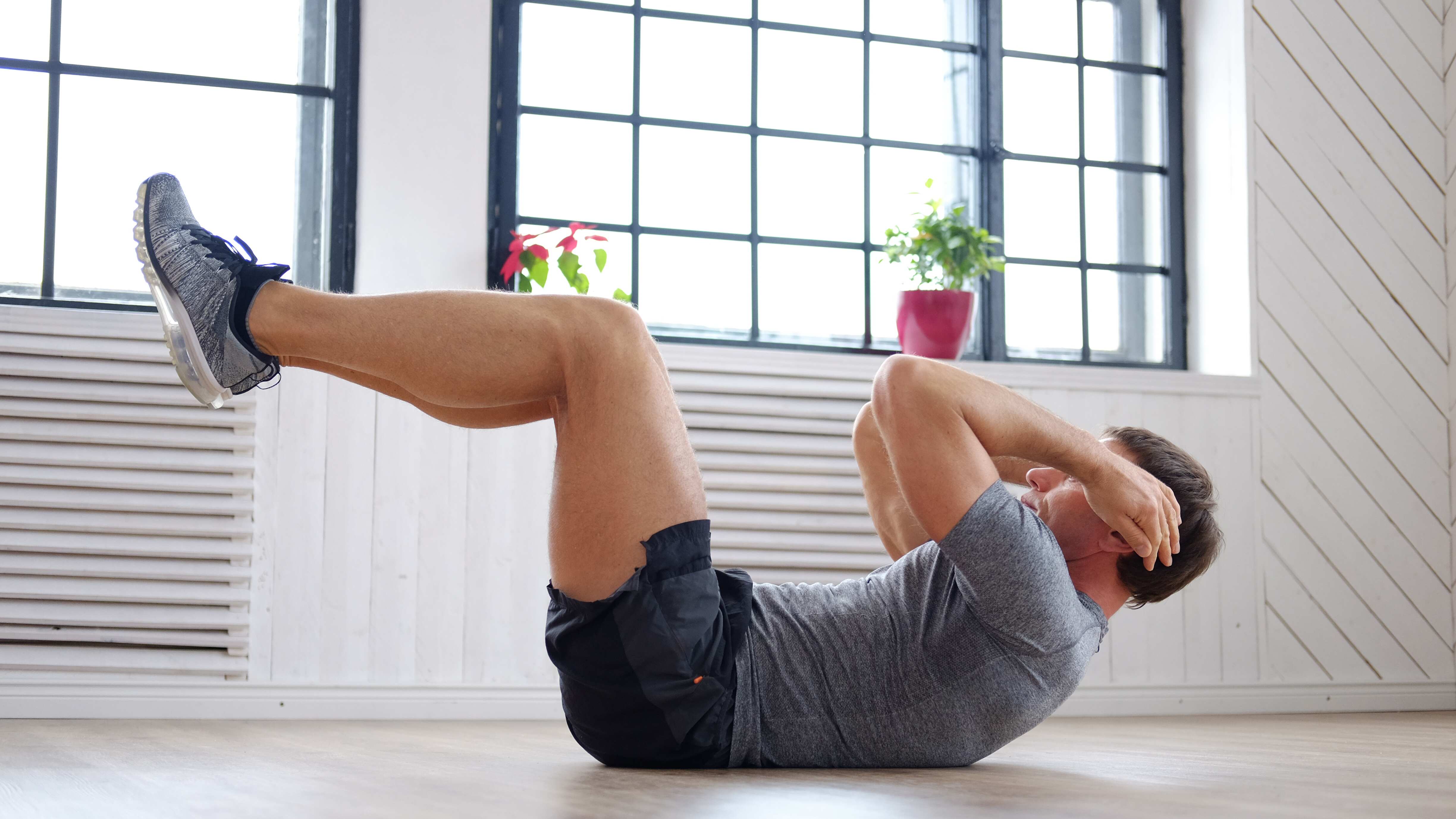 La calistenia es una disciplina que se ha puesto muy de moda en años recientes, siendo uno de los entrenamientos preferidos de los famosos. Foto: Freepik.